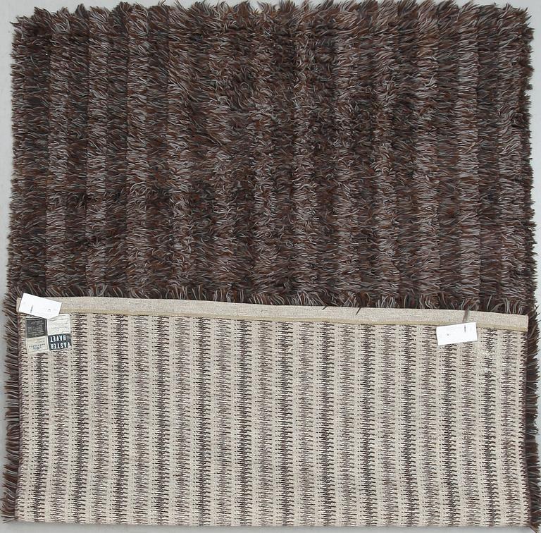 RYAMATTA, "Västerhavet" design Marianne Richter. 1900-talets mitt. 137 x 195.