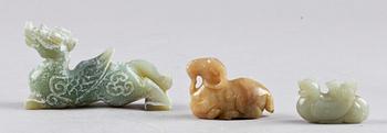 FIGURINER, 3 st, Jade, Kina, 1900-tal.