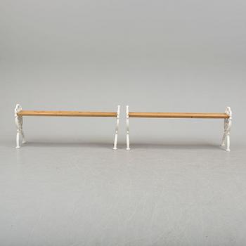 A pair of garden benches by Melins in Anderstorp, end of the 20th century.