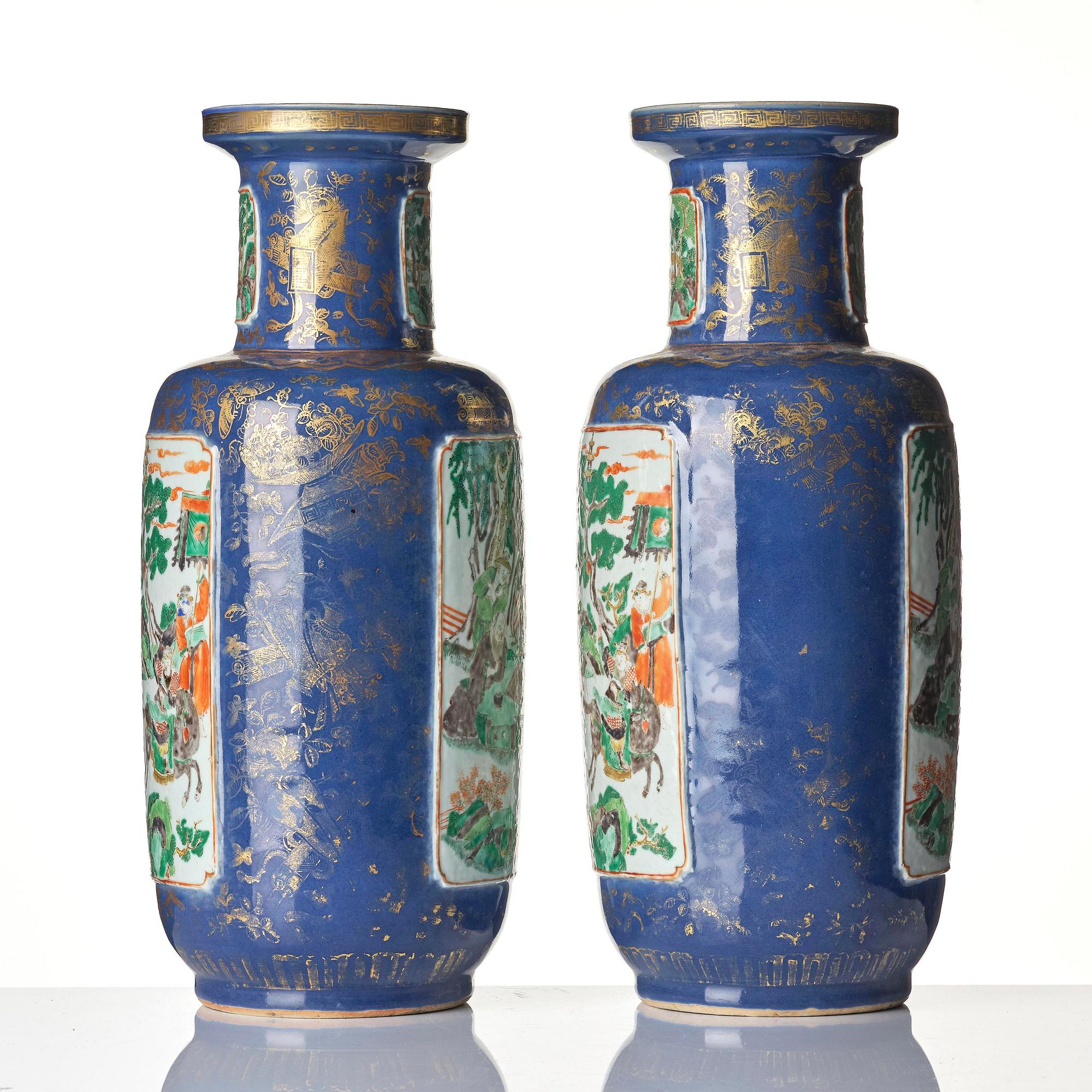 A pair of famille verte and powder blue 'roleau' vases, late Qing dynasty.