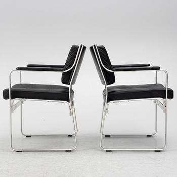 Karl Erik Ekselius, karmstolar/ fåtöljer ett par "Mondo" för JOC möbler sent 1900-tal.