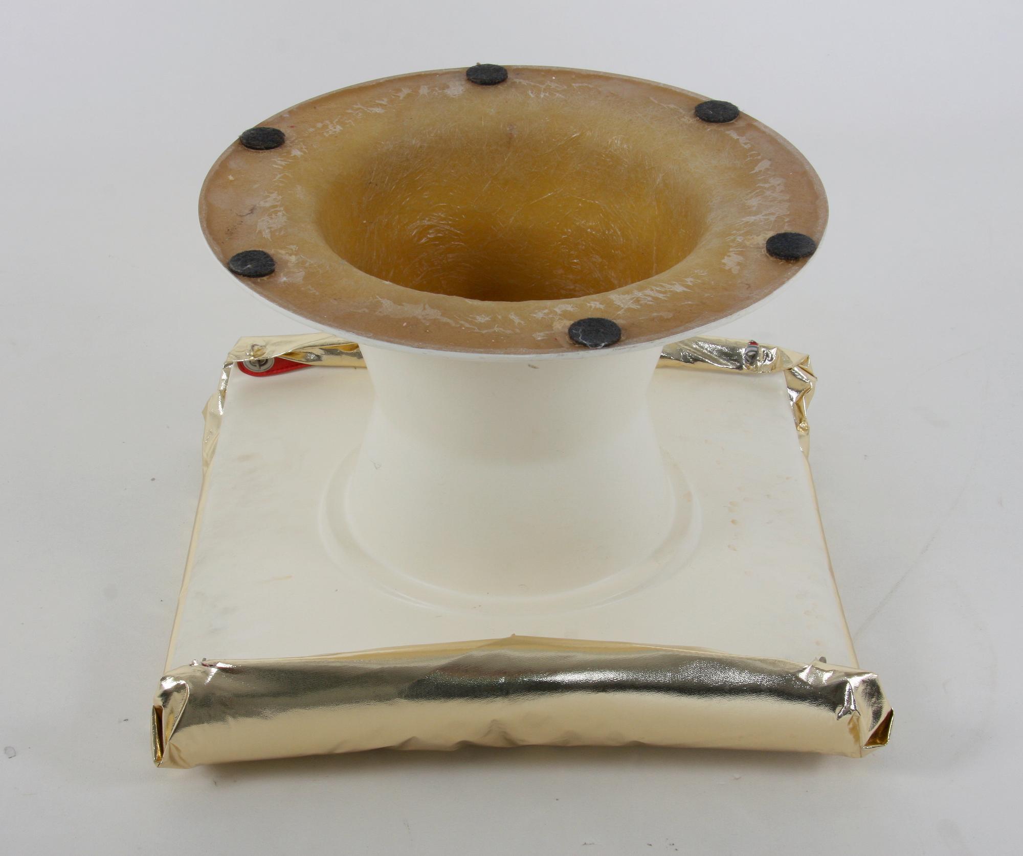 PALL, 1970-tal.
Proveniens: Git Gay.