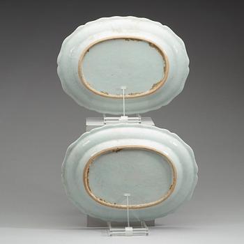 A pair of export porcelain famille rose dishes, Qing dynasty, Qianlong (1736-1795).