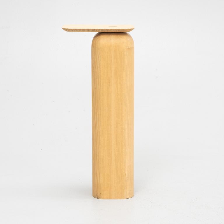 Alfredo Häberli, table 'April', Nikari, Finland.