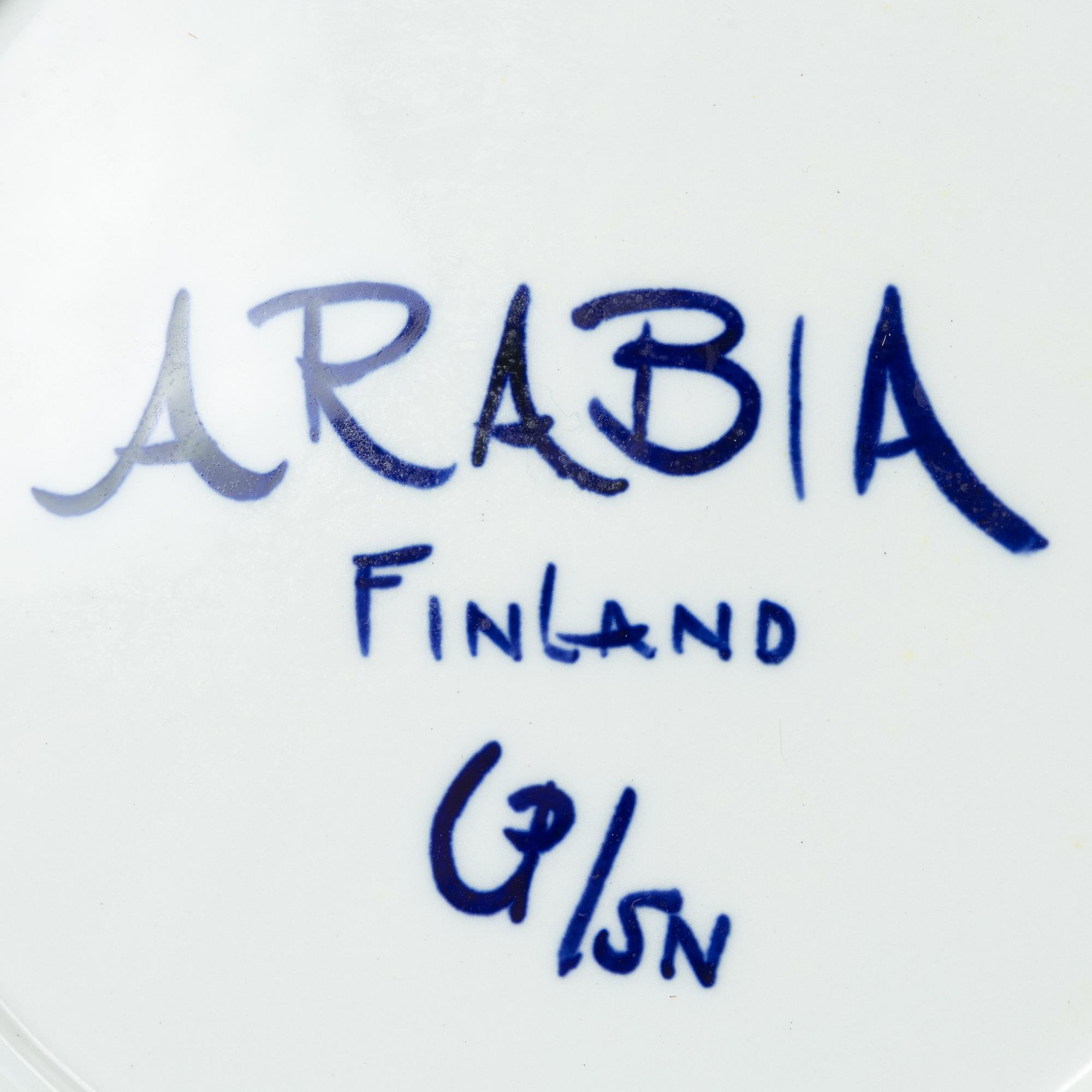 Ulla Procopé, 15 pieces of a 'Valencia' porcelain dining service, Arabia, Finland.