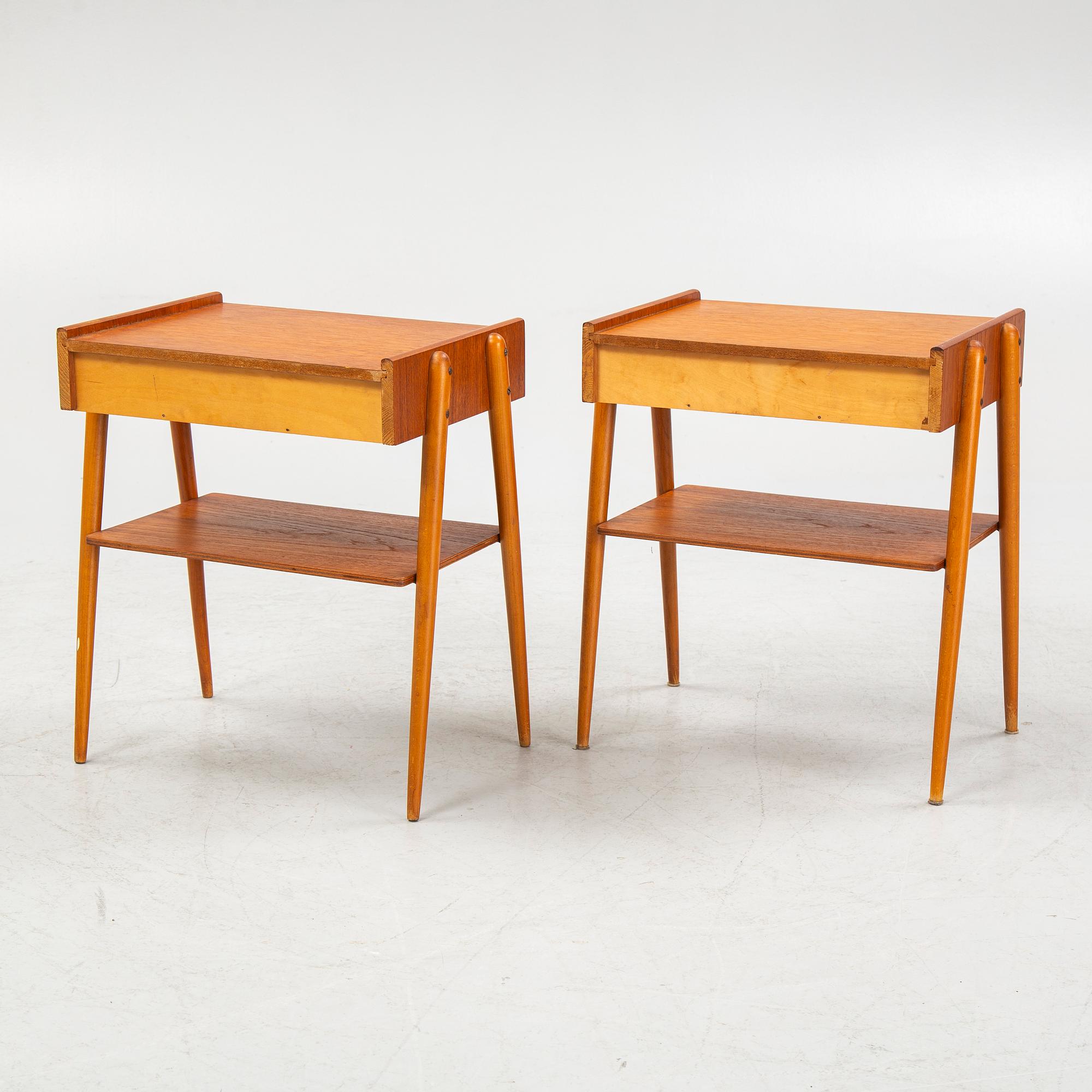 Sängbord, ett par, AB Carlström & Co Möbelfabrik, Bjärnum, 1950/60-tal.