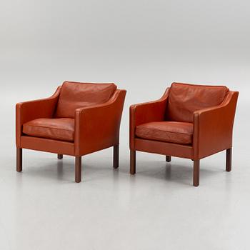 Børge Mogensen, a pair of armchairs, '2421-22', Fredericia Stolefabrik, fourth quarter of the 20th Century.