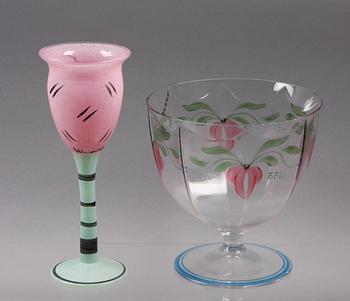 SKÅL samt POKAL, glas, Eva Englund samt Ulrica Hydman Vallien, Orrefors samt Kosta Boda Artist Collection.