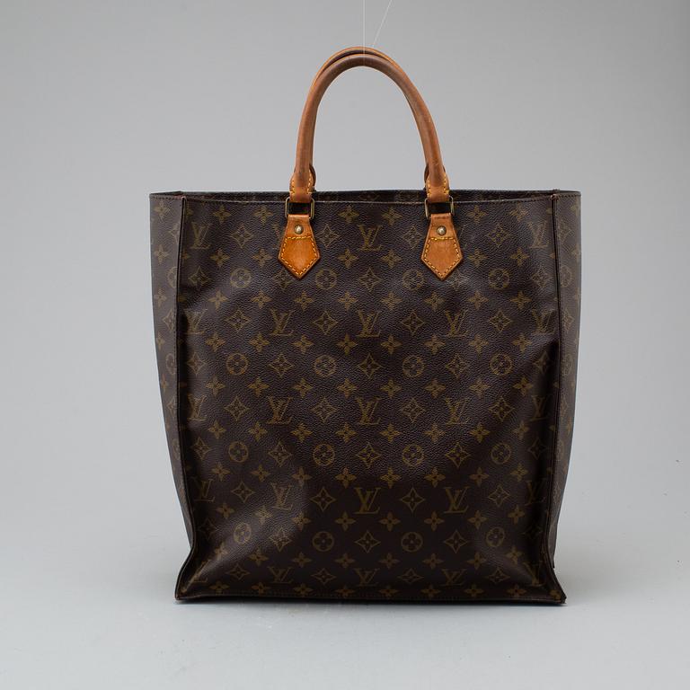 LOUIS VUITTON, 'Sac Plât'.