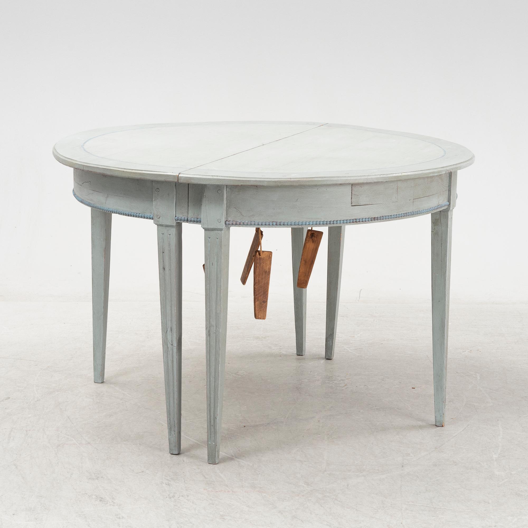 Matbord, gustaviansk stil, 1900-tal.