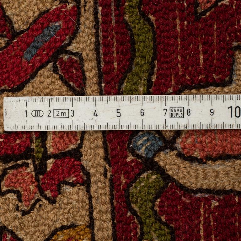 A RUNNER, an old/semi-antique  Vorwerk, ca 248 x 99-100,5 cm.