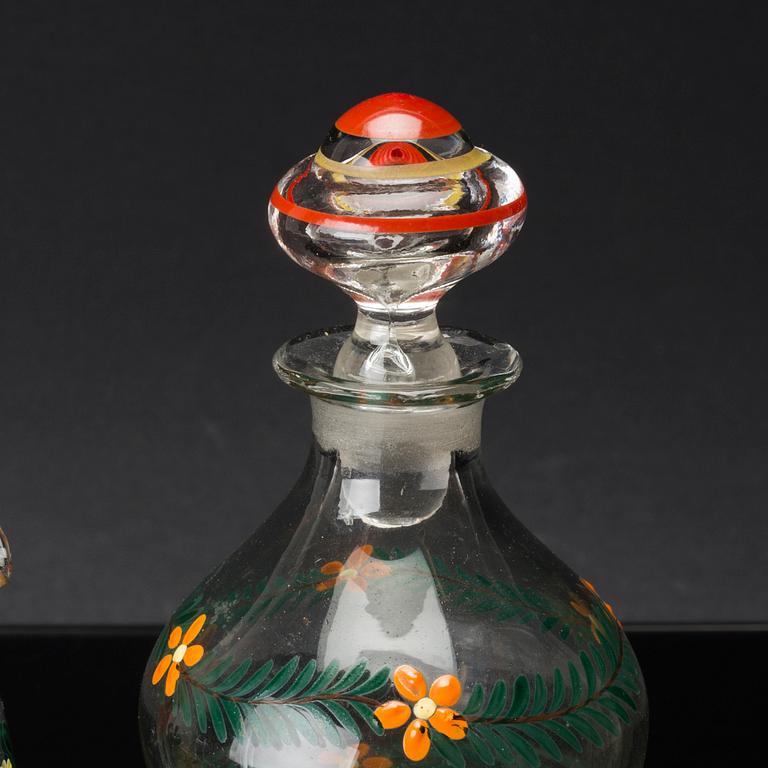 A 21 PIECES GLASS SERVICE 20TH CENTURY.