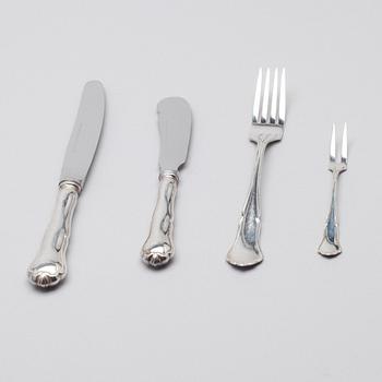 GAFFLAR och KNIVAR 10 st, KAFFESKEDAR, 12 st, SMÖRKNIV, silver, Chippendale, Kultakeskus 1981. Vikt tot. 1356 g.