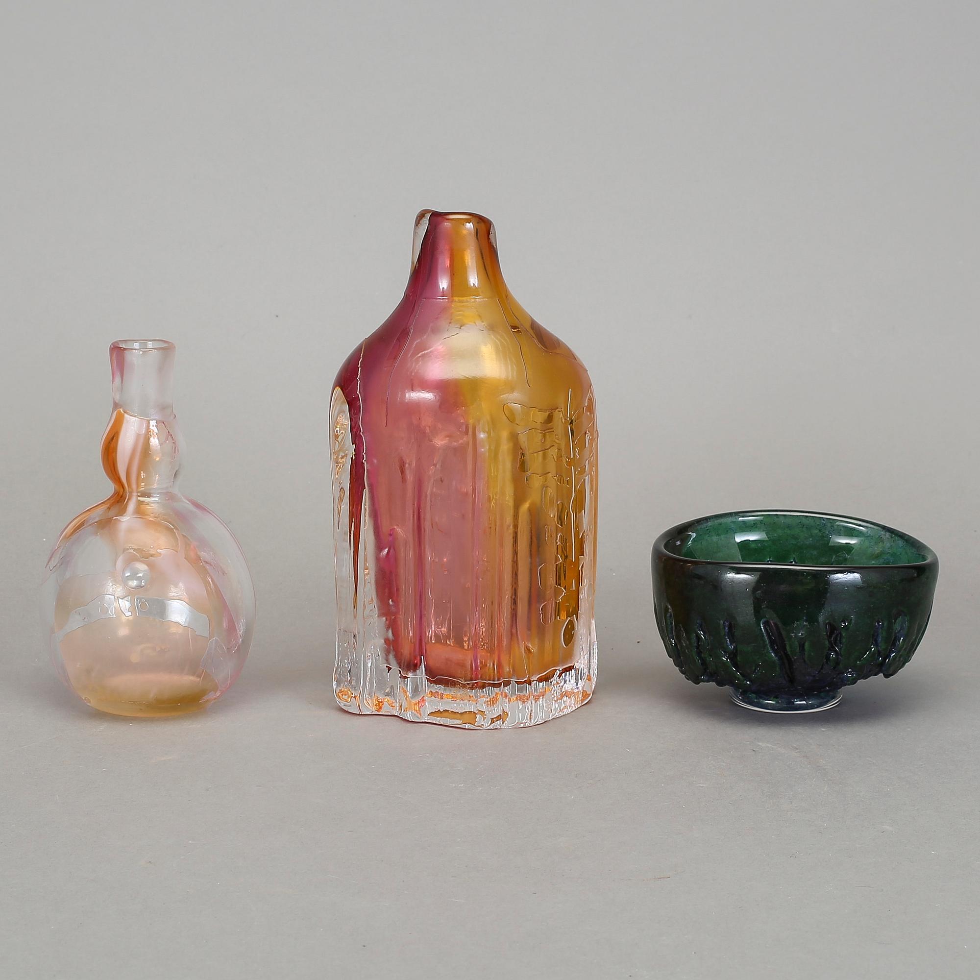 VASER, 2 st, och SKÅL, Ann och Göran Wärff, Kosta.