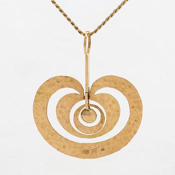 Tapio Wirkkala, pendant, "Apple", 18K gold.