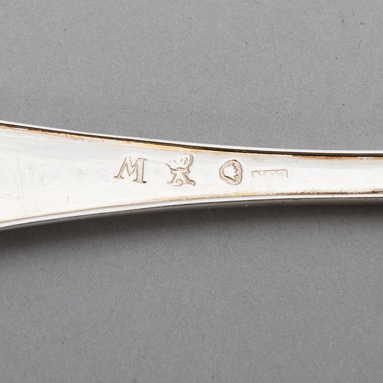 Carl Gustaf Nyberg, ruokalusikoita, 6 kpl, hopeaa, Turku 1821.