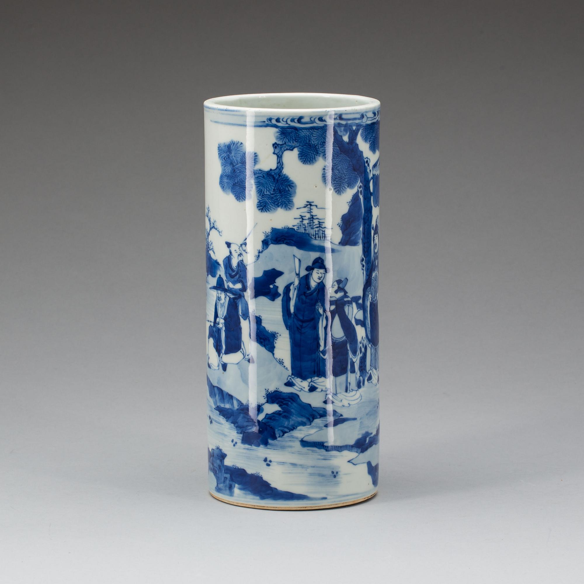 PENSELVAS, porslin, Kina, 1800/1900-tal.