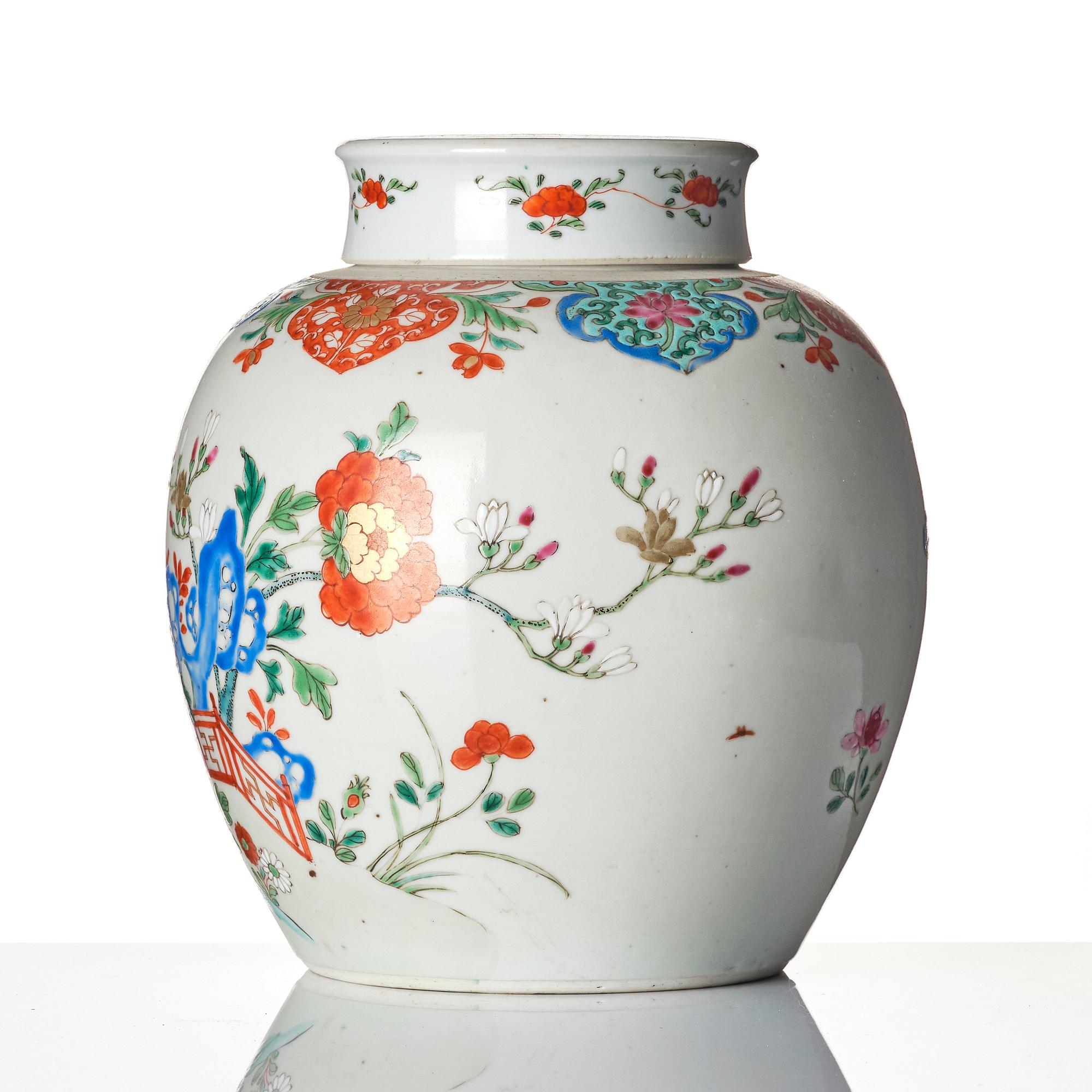 Bojan med lock, porslin. Qingdynastin, 1700-tal.
