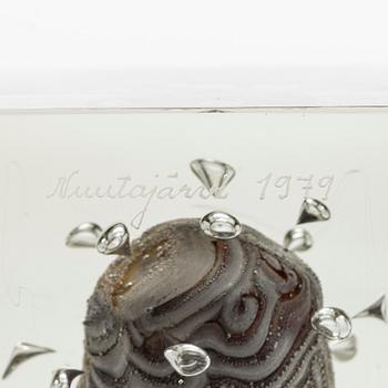 Oiva Toikka, vuosikuutio, signeerattu Oiva Toikka, Nuutajärvi 1979, numeroitu 349/1000.