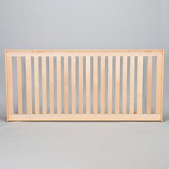 Alvar Aalto, dagbädd/säng, modell 710, Artek, 1900-talets slut.