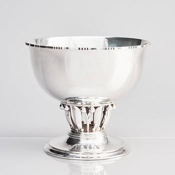 Georg Jensen, skålar på fot, ett par, Köpenhamn 1953, sterling, design nr 19A.