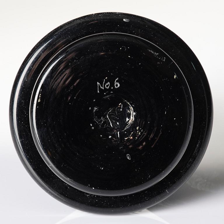 Peter Hermansson, "The Search", a unique lidded glass goblet in graal technique, AKTAS Artglass, Sweden 2010.