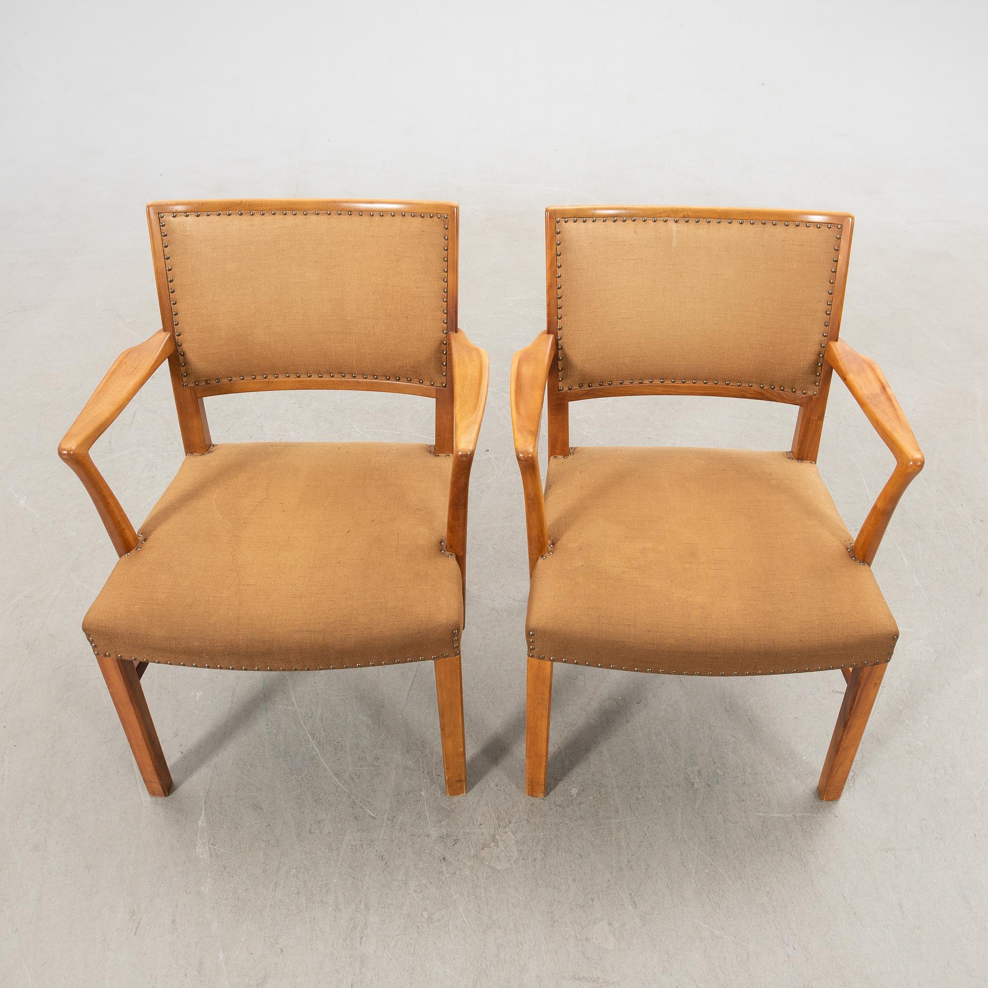 Karmstolar ett par 1960-tal.