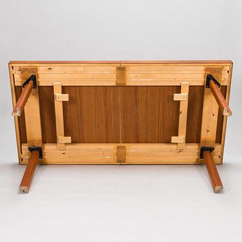 Alvar Aalto, a mid 20th century 'H94' dinig table for Artek.