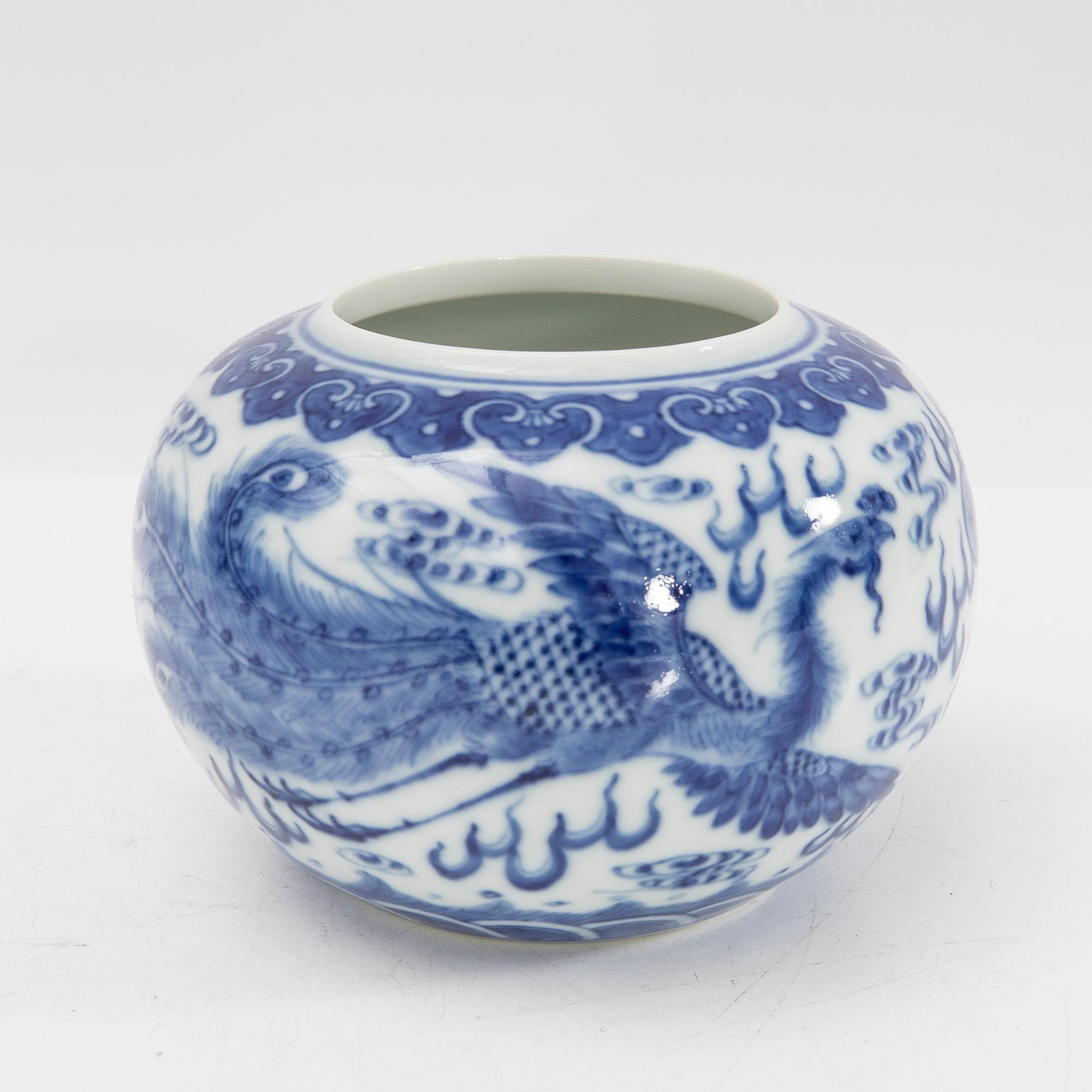 Penselbad, porslin, sen Qingdynasti, Kina, 1900-tal.