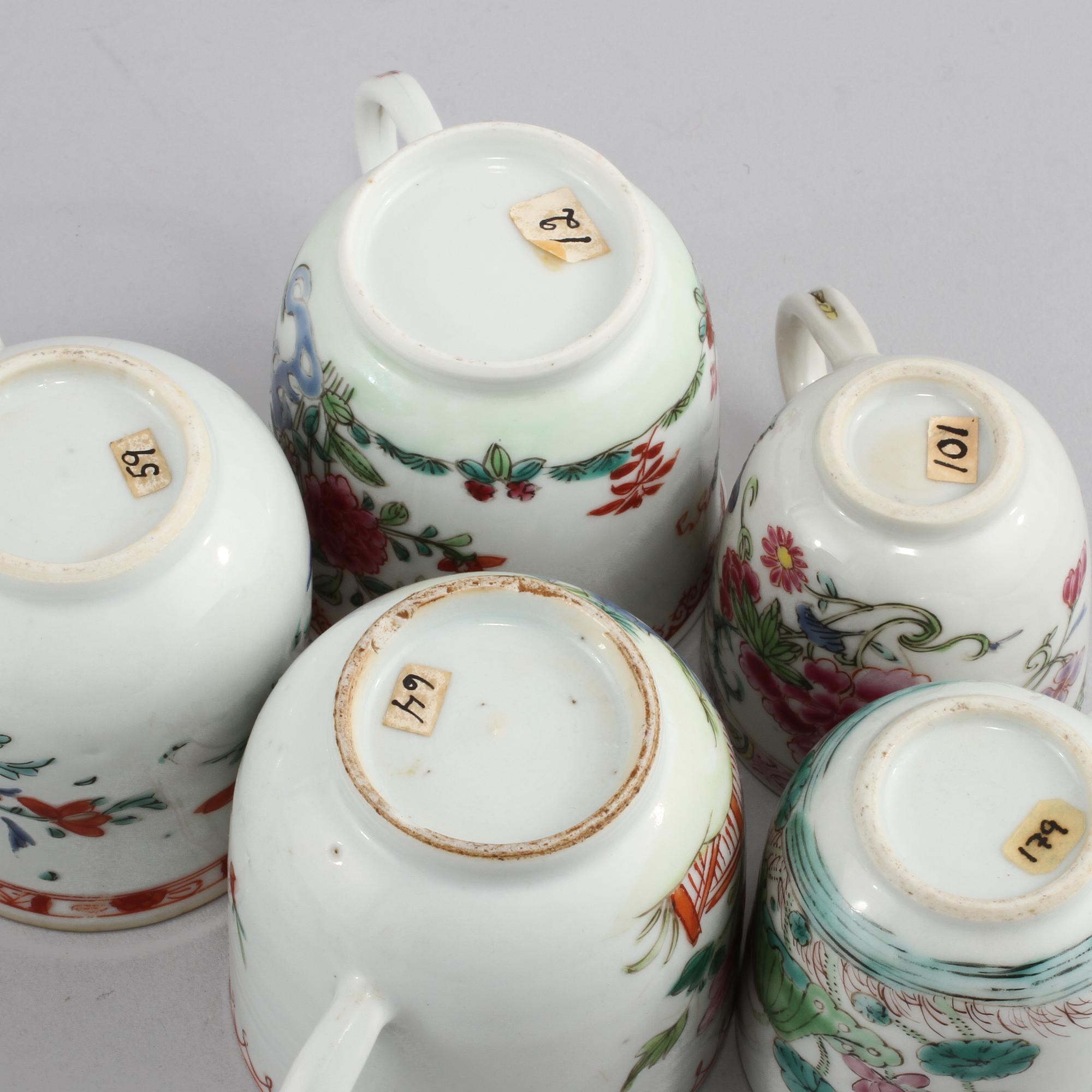 KOPPAR, 11 st, porslin, Kina, 1700/1800-tal.