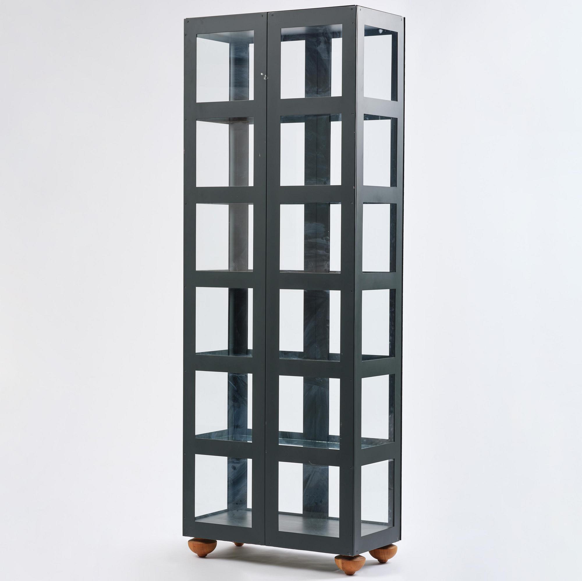 Johanna Lagercrantz, skåp, "Parad", ed. 43/55, Lammhults, efter 1990.