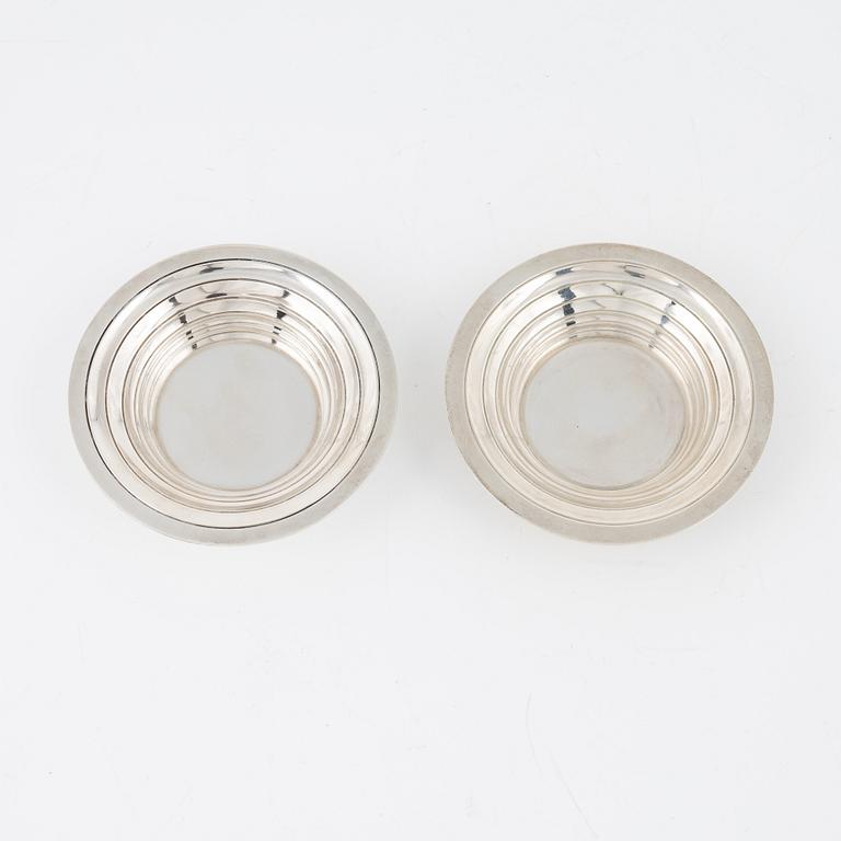 Atelier Borgila, a pair of sterling silver bowls, Stockholm, 1933-36.