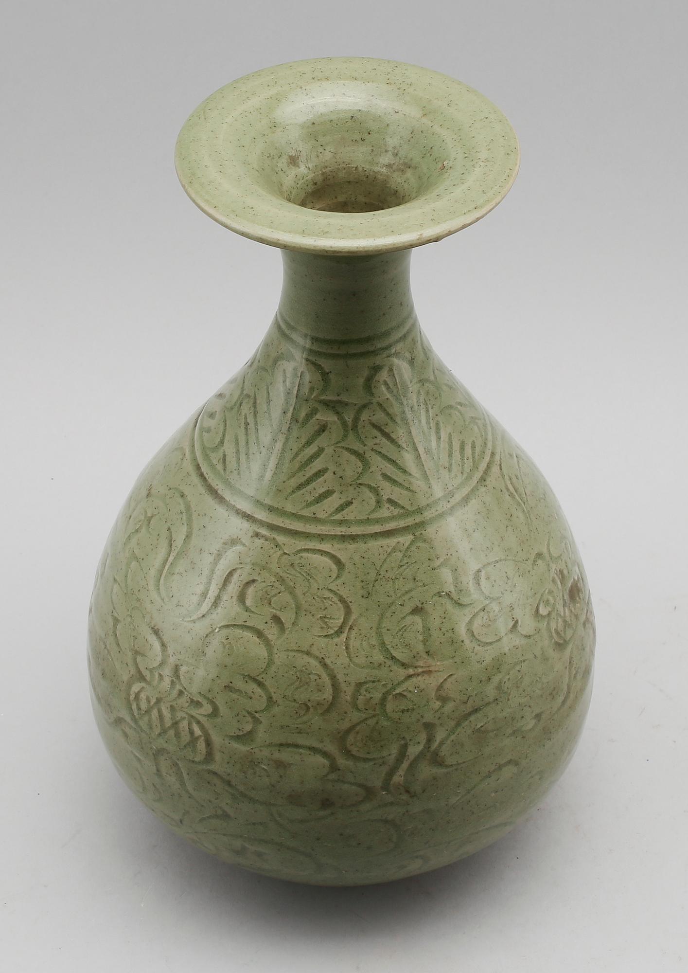 VAS, porslin, Kina, mingstil, 1900-/2000-tal.
