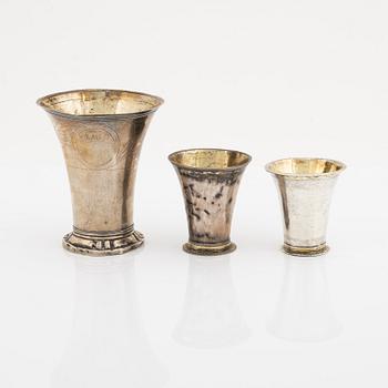 Three Swedish silver beakers, including mark of Jonas Aspelin d ä, Ystad 1785.
