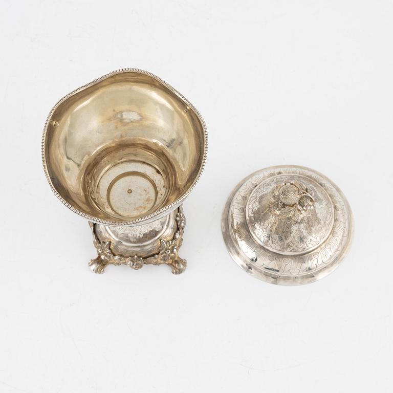 Sockerskål med lock, silver, Osmanska Riket, omkring år 1900.