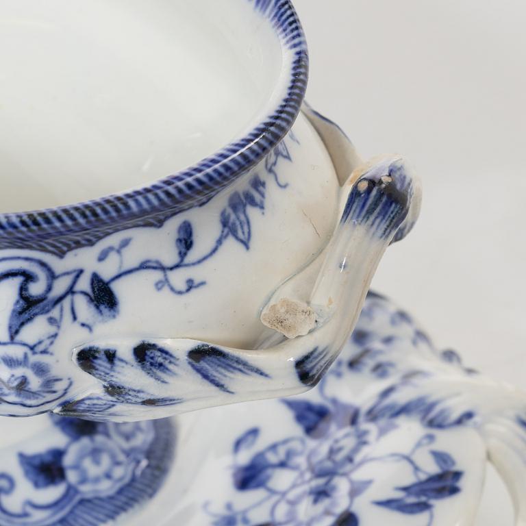 A 42 piece earthenware dinner service, 'Flora', Creil Montereau, France, late 19th Century.