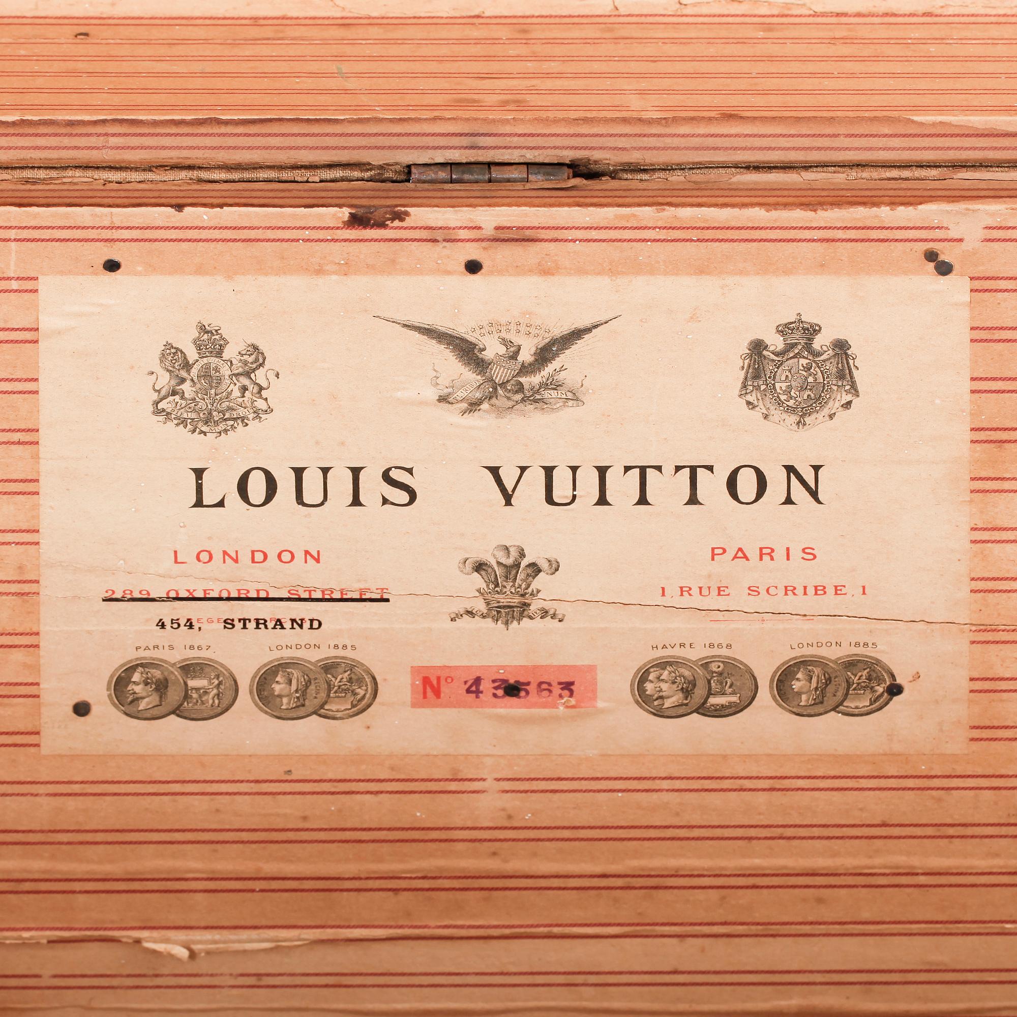 LOUIS VUITTON, a brown trunk, late 19th century.