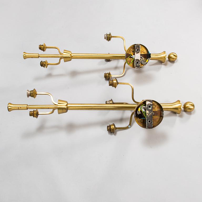 Paavo Tynell, a pair of 1940's wall lights for Taito.