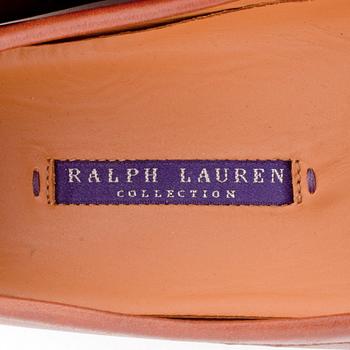 RALPH LAUREN, a pair of brown leather loafers. Size US 9.
