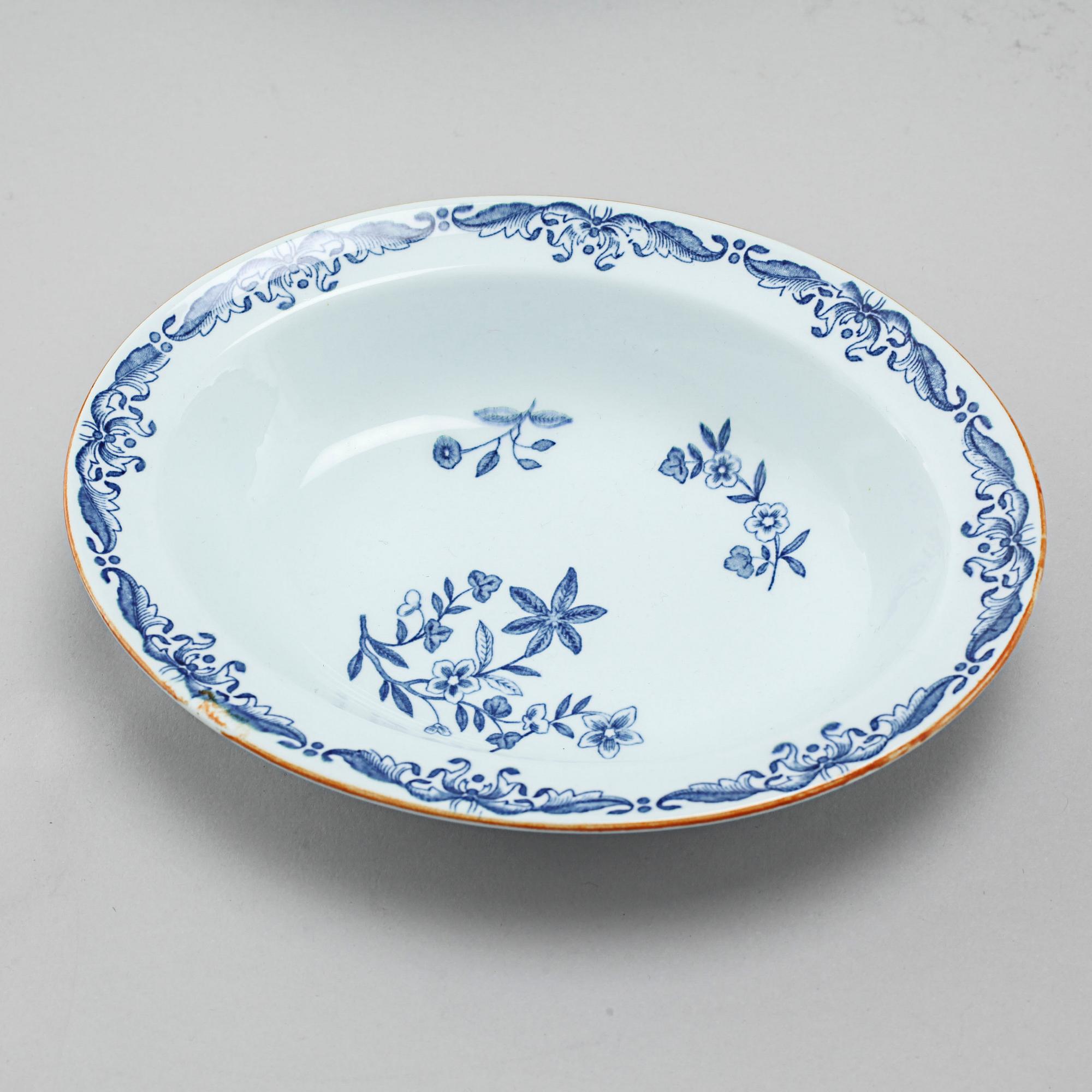 24 pieces of "Ostindia" table ware in earthenware, Rörstrand, 20th century.