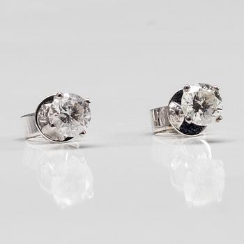 ÖRHÄNGEN, 18K guld, briljantslipade diamanter tot. 0,80 ct.