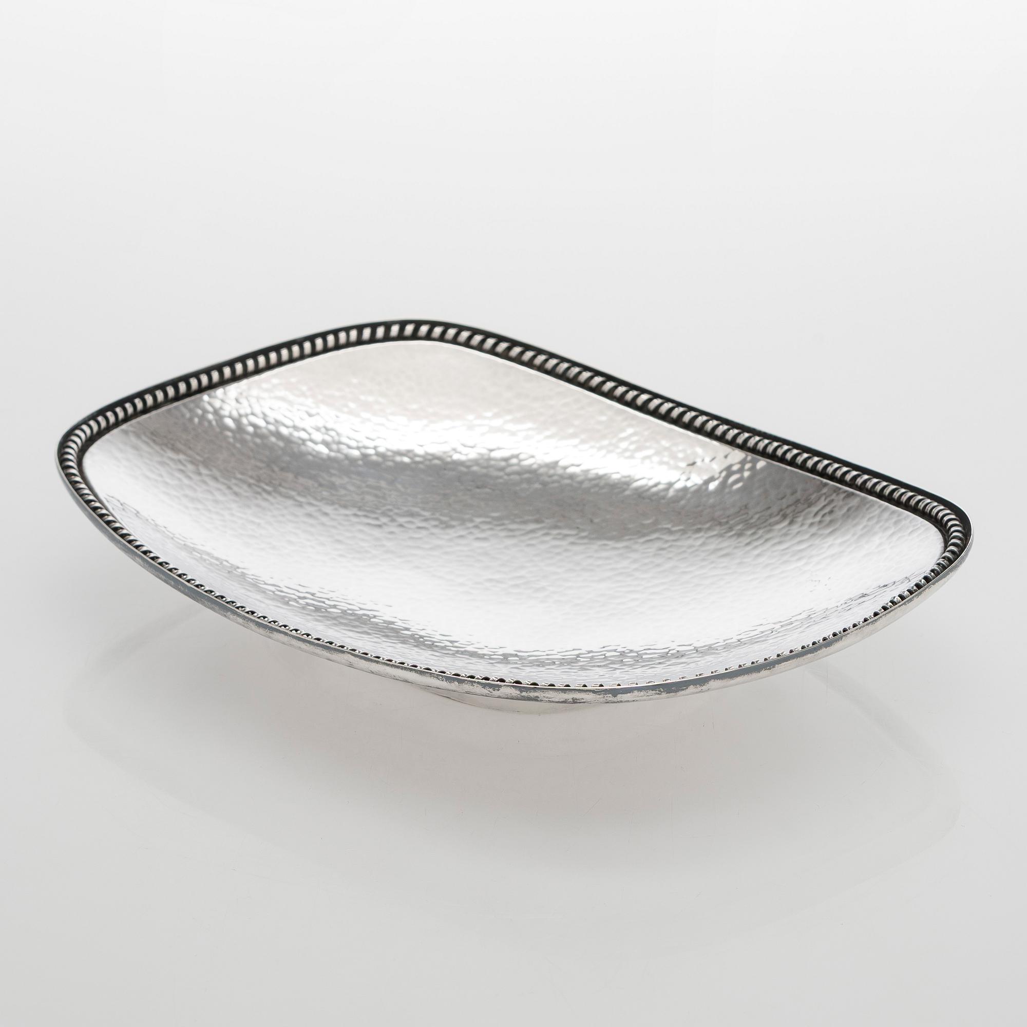 Väinö Hamara, A silver bowl, Helsinki 1965.