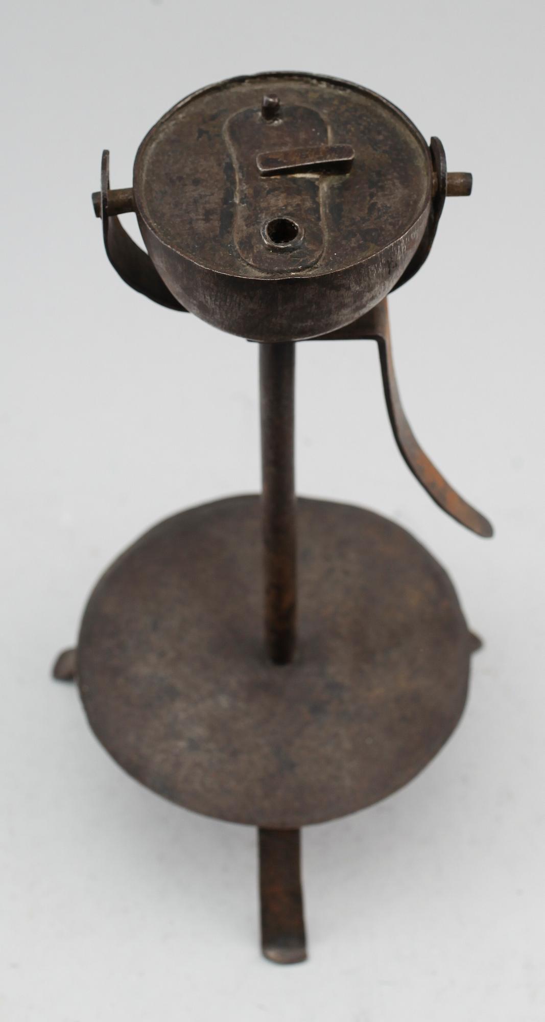 RESEOLJELAMPA, smide, 1700-tal.