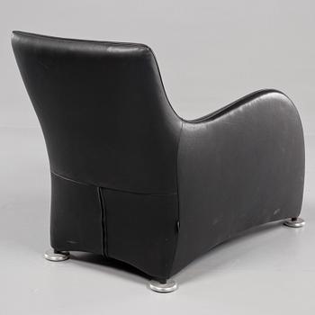 FÅTÖLJ SAMT FOTPALL, "Loge", Gerhard van der Berg, Montis, 1900/2000-tal.