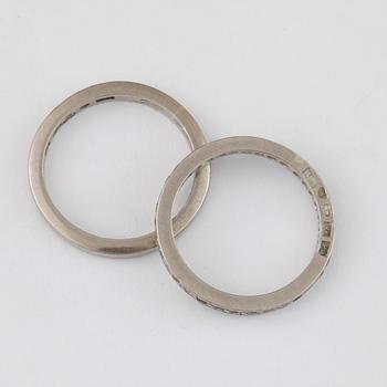 RINGAR, 2st, 18k vitguld, 8/8-slipade diamanter tot ca0,35ct. Vikt 7,3g.