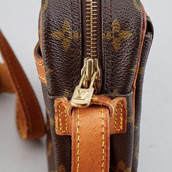 Louis Vuitton, a monogram canvas handbag.