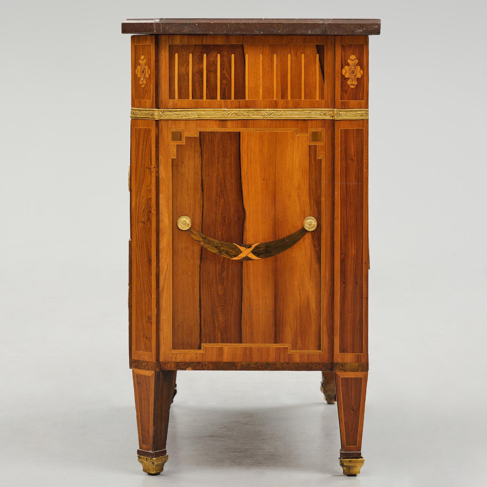 A Gustavian marquetry commode by G. Foltiern (master in Stockohlm 1771-1804).