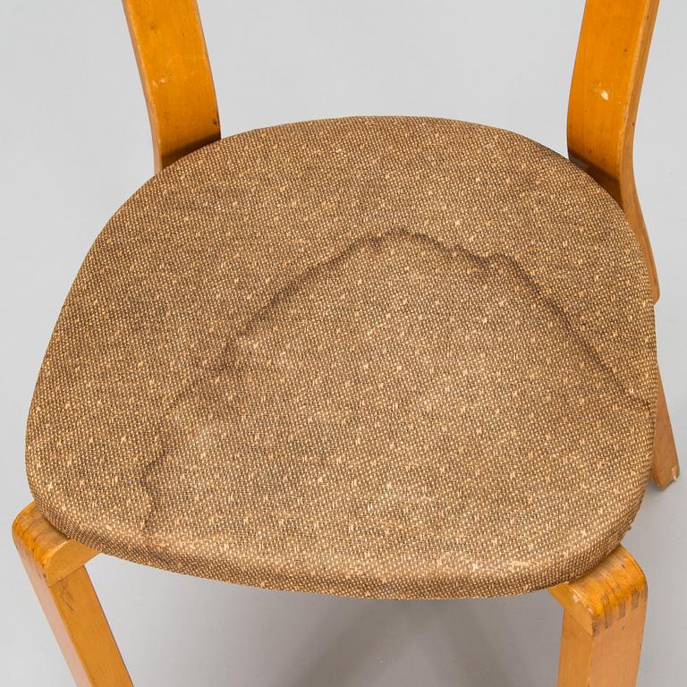 Alvar Aalto, pöytä "73" ja tuoleja, 4 kpl, malli 69, O.Y. Huonekalu-ja Rakennustyötehdas A.B. 1940-luku.