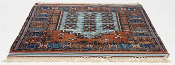 A semi-antique Anatolian rug, c. 127 x 117 cm.