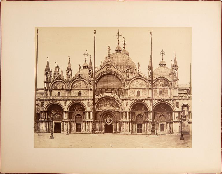 Photographs 11 sheets Italy including Milan and Venice around 1900.